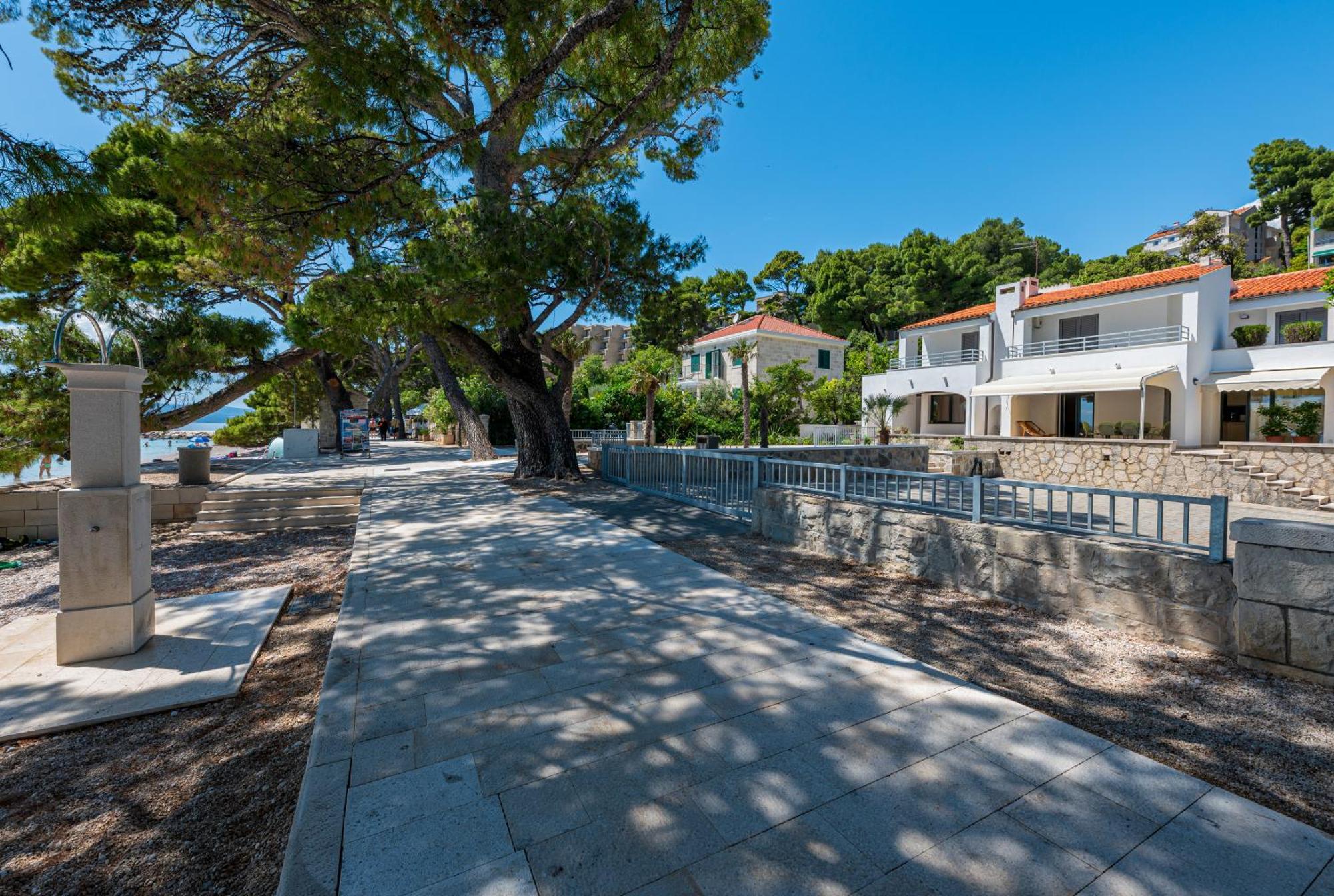 Seafront Marija * Brela