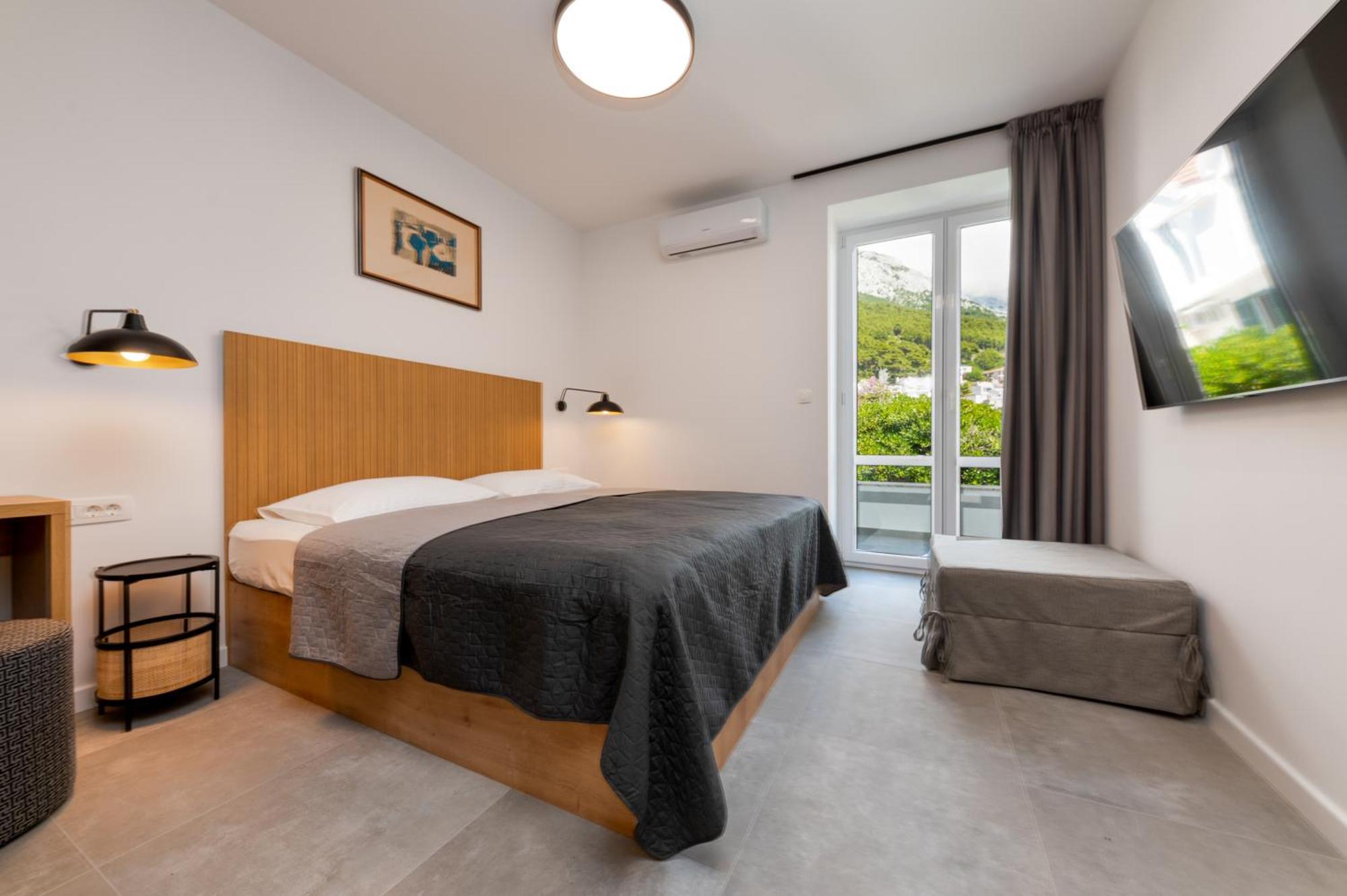 Apartment Seafront Marija Brela