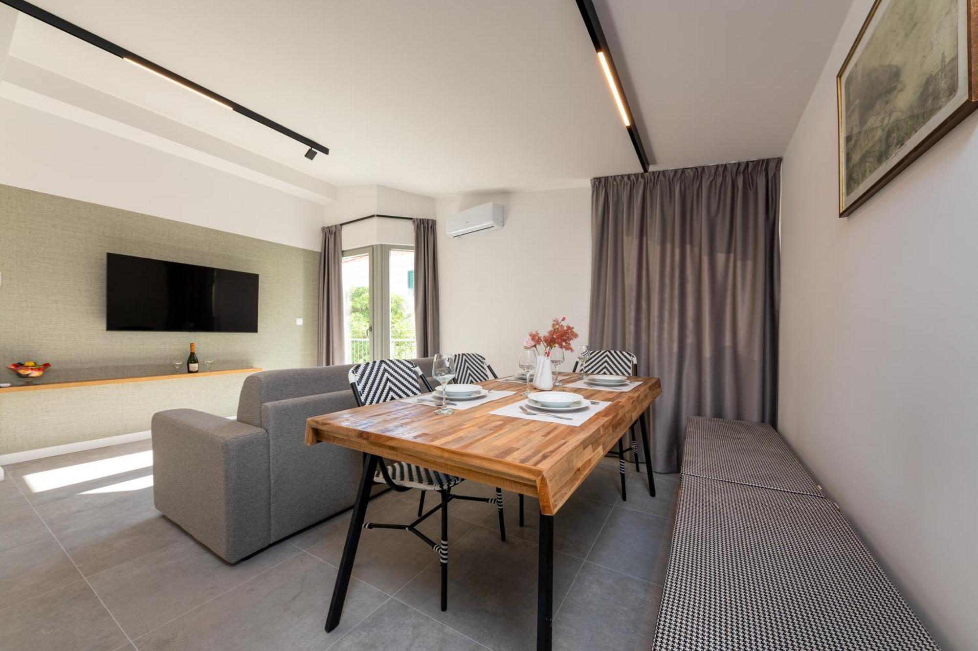 Apartment Seafront Marija Brela